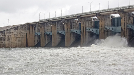 Công điện của Bộ trưởng Bộ Công Thương về việc chủ động ứng phó, khắc phục nhanh hậu quả mưa lũ ở Trung Bộ