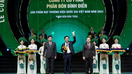 Phân bón Đầu trâu sản phẩm đạt thương hiệu Quốc gia Việt Nam