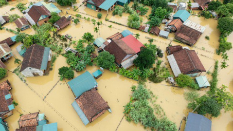 Bộ Công Thương ban hành Công điện ứng phó, khắc phục hậu quả do mưa lớn tại khu vực miền Trung