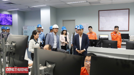 [TIN ẢNH] Thứ trưởng Nguyễn Hoàng Long và Đoàn công tác của Bộ Công Thương làm việc tại tỉnh Thanh Hóa