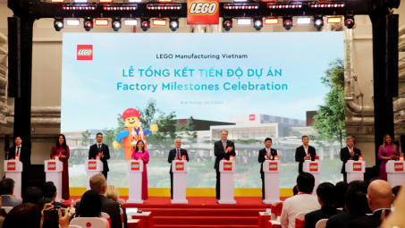 Bình Dương: Nhà máy LEGO 1,3 tỷ USD vận hành thử nghiệm dây chuyền sản xuất