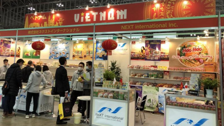 Hàng Việt - Từ làng ra biển lớn