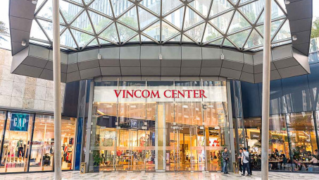 Tập đoàn Vingroup (VIC) đã nhận đủ 1,54 tỷ USD từ việc thoái vốn khỏi Vincom Retail (VRE)