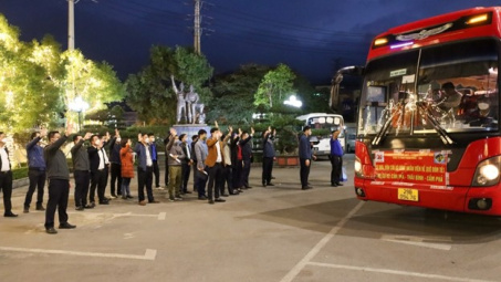 Than Thống Nhất tổ chức 2 tuyến xe đưa, đón miễn phí người lao động về quê dịp Tết
