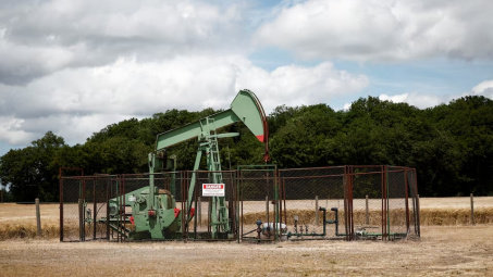 Giá xăng dầu hôm nay 13/12: Chững lại