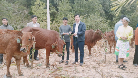 Đồng bào các dân tộc tỉnh Thái Nguyên đoàn kết phát triển bền vững