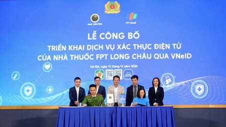 Chuỗi nhà thuốc FPT Long Châu sẽ bán thuốc qua ứng dụng VNeID