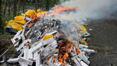 Quản lý thị trường Đồng Tháp: Tiêu hủy gần 130.000 bao thuốc lá điếu nhập lậu