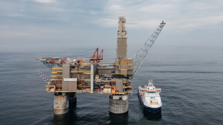 Giá xăng dầu hôm nay 18/12: Giảm do dữ liệu kinh tế yếu của Trung Quốc và Đức