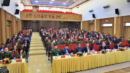 Than Hà Tu: Khen thưởng đảng viên tròn 25 tuổi Đảng và các tập thể, cá nhân có thành tích xuất sắc