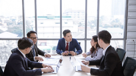 Hoàn thiện pháp luật về thành lập doanh nghiệp, đáp ứng yêu cầu cải thiện môi trường đầu tư, kinh doanh