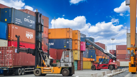 Kinh tế công nghiệp - thương mại năm 2024: Những con số ấn tượng