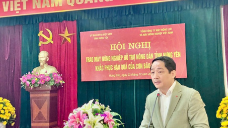 10 máy nông nghiệp của VEAM đến với bà con bị ảnh hưởng bởi bão số 3 tại Hưng Yên