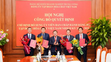 Công bố Quyết định chỉ định tham gia BCH Đảng bộ Tập đoàn Hóa chất Việt Nam, nhiệm kỳ 2020 - 2025