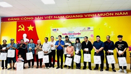 Công ty EPS: Sẻ chia yêu thương Xuân 2025