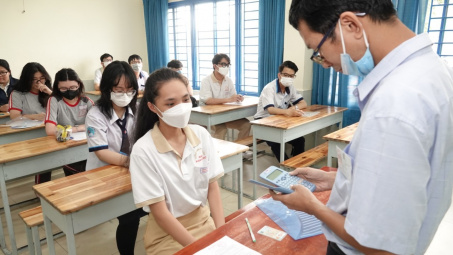 Thi tốt nghiệp THPT: Chứng chỉ ngoại ngữ không quy đổi thành điểm 10