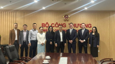 Ngân hàng HSBC cam kết đồng hành trong các dự án JETP