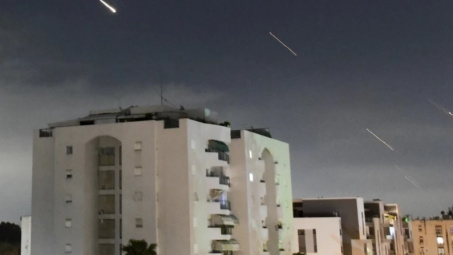 Quốc tế nổi bật: Israel mở lại không phận