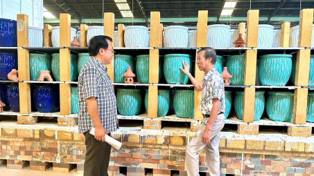 Gốm sứ Mỹ nghệ Kim Phát: "Xanh hóa" sản xuất bằng chuyển đổi lò nung gốm tiết kiệm năng lượng