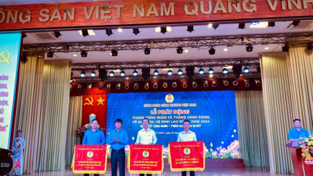 Công đoàn Tổng công ty Thép Việt Nam - CTCP: 2 tập thể và 2 cá nhân được Công đoàn Công Thương Việt Nam khen thưởng