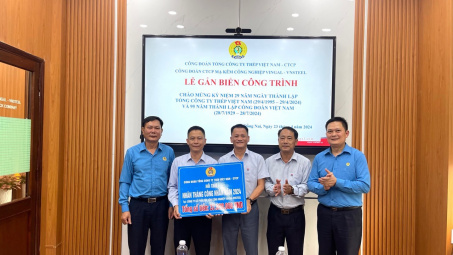 Mạ kẽm Công nghiệp Vingal - VNSTEEL nhận trao thưởng cho công trình chào mừng ngày thành lập Công đoàn Việt Nam