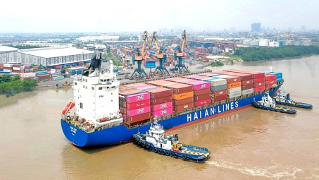 Xếp dỡ Hải An (HAH): Hợp tác đầu tư tàu container mới, tăng cường các tuyến nội địa