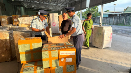 Cố ý tàng trữ hàng hóa nhập lậu, một doanh nghiệp ở Bình Dương bị xử phạt gần 300 triệu đồng