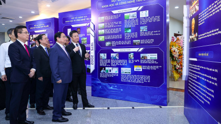 Thủ tướng: Tập trung phát triển mạnh thị trường khoa học công nghệ
