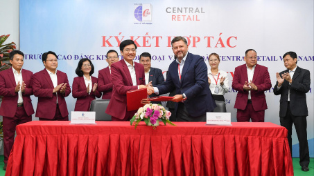 Central Retail - Cao đẳng Kinh tế Đối ngoại hợp tác đào tạo nhân lực ngành bán lẻ