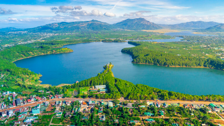 Gia Lai đẩy mạnh xúc tiến thương mại và đầu tư phát triển hạ tầng thương mại biên giới