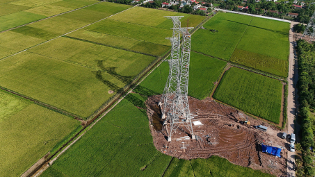 Những màu xanh trên công trường đường dây truyền tải điện 500kV Mạch 3