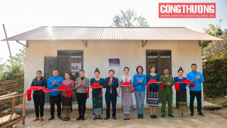 Chi đoàn Tạp chí Công Thương: Ngàn yêu thương gửi em bên dưới mái trường