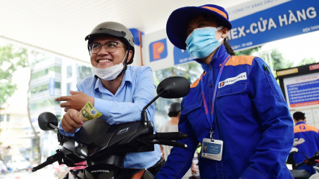 Cả nước tiêu thụ khoảng 2 triệu m3/tấn xăng dầu mỗi tháng