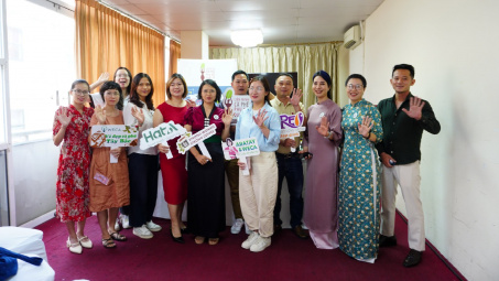 Khi người phụ nữ "làm" cà phê