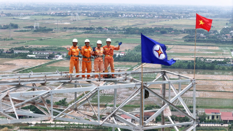 Thêm 2 vị trí dựng cột do PTC1 thi công đường dây 500kV mạch 3 (Quảng Trạch - Phố Nôi)