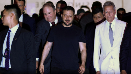 Quốc tế nổi bật: Ông Volodomyr Zelensky kêu gọi các nước châu Á ủng hộ hoà bình