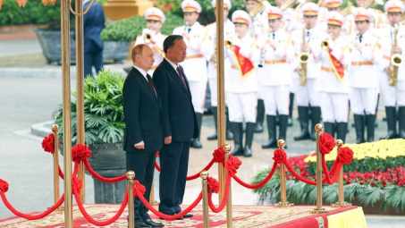 Lễ đón chính thức Tổng thống LB Nga Vladimir Putin thăm cấp Nhà nước tới Việt Nam