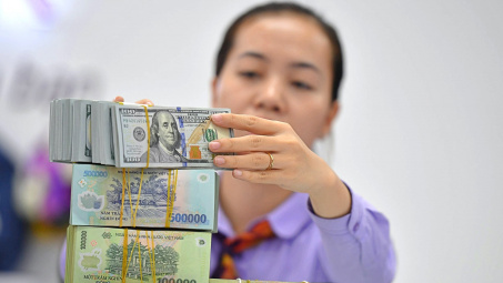 Maybank: Ngân hàng Nhà nước vừa bán thêm 350 triệu USD để bình ổn tỷ giá