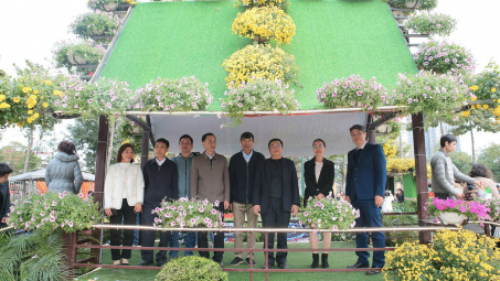 Cầu nối, hỗ trợ cho các Hợp tác xã hoạt động và phát triển