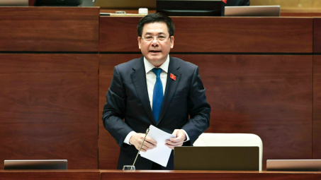 TỔNG THUẬT: Phiên chất vấn và trả lời chất vấn nhóm vấn đề thuộc lĩnh vực Công Thương ngày 4/6