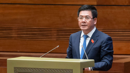 Bộ trưởng Nguyễn Hồng Diên báo cáo Quốc hội về văn kiện gia nhập Hiệp định CPTPP của Vương quốc Anh