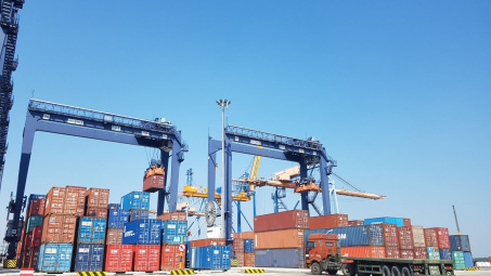 Tăng cường giám sát giá vận tải container, giá dịch vụ tại các cảng biển