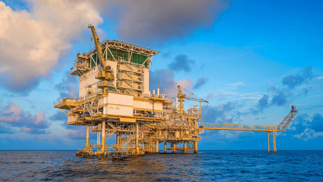 Giá xăng dầu hôm nay 11/7: Duy trì đà tăng, kỳ vọng nhu cầu dầu ở mức tích cực