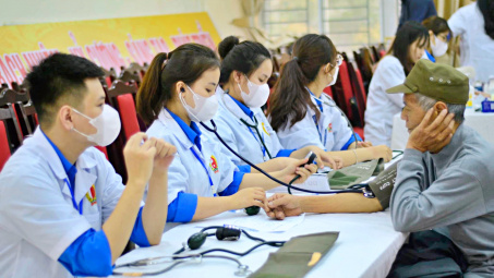 Điểm chuẩn trúng tuyển Học viện Y - Dược học cổ truyền Việt Nam 4 năm gần nhất