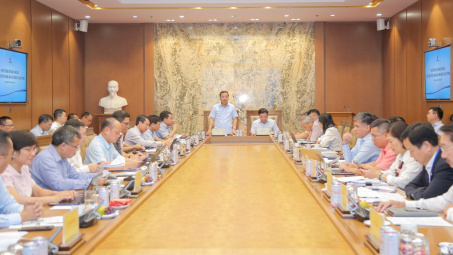 Thứ trưởng Nguyễn Hoàng Long: Thúc đẩy tháo gỡ vướng mắc cho hoạt động của Petrovietnam