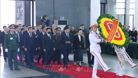 Đoàn lãnh đạo các nước xúc động tiễn biệt Tổng Bí thư Nguyễn Phú Trọng