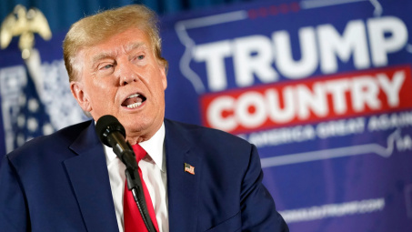 Quốc tế nổi bật: Ông Donald Trump bắt đầu công kích đối thủ mới