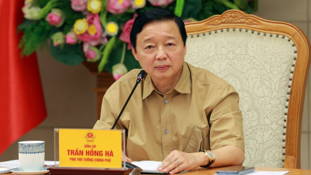 Phó Thủ tướng: Nghiên cứu nâng tỉ lệ mua điện mặt trời mái nhà tự sản, tự tiêu ở miền Bắc lên 20%