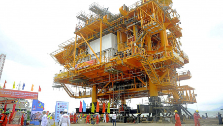 Dịch vụ Kỹ thuật Dầu khí (PVS): Lãi quý 2 “đi lùi”, mảng cơ khí & xây dựng giảm tốc