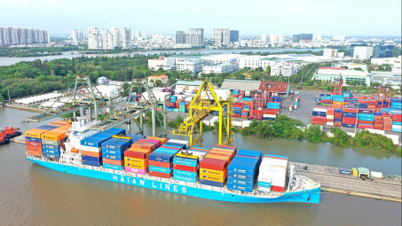 Xếp dỡ Hải An (HAH): Mở thêm loạt tuyến tàu mới, lãi ròng tăng 59%